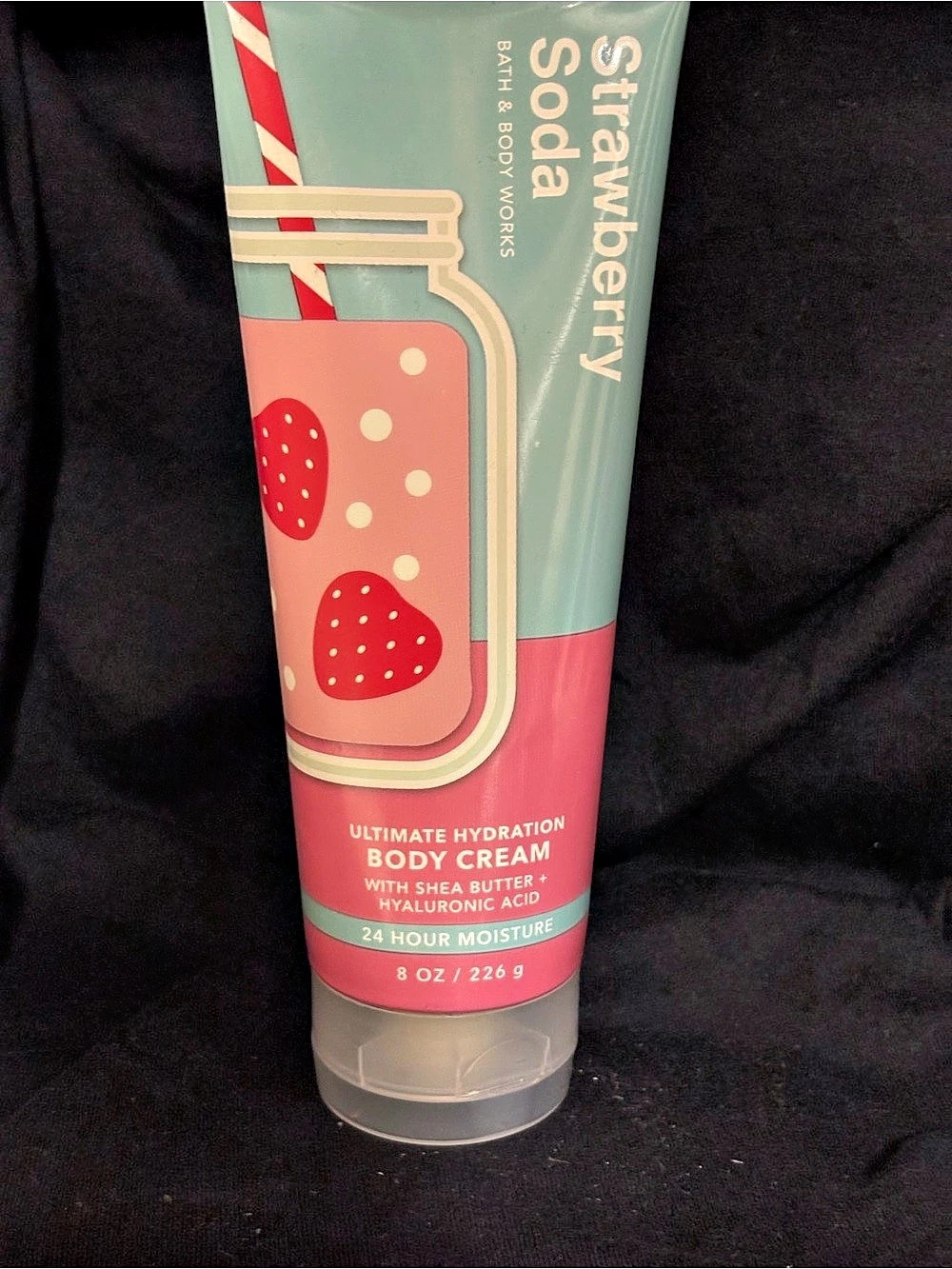Bath & Body Works Strawberry Soda Ultimate Hydration Body Cream Body Cream